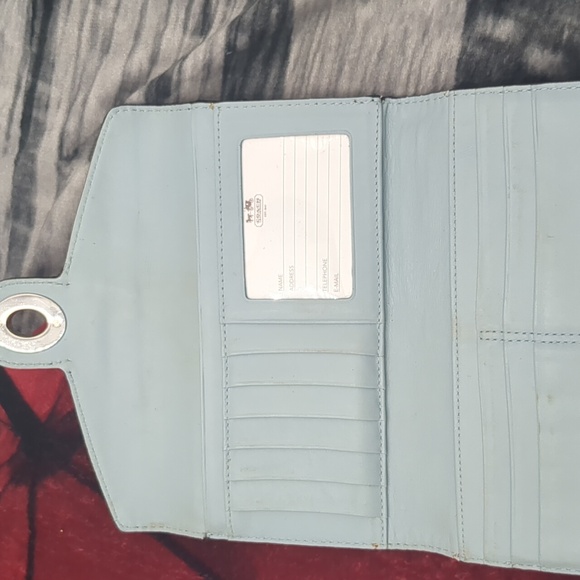 Coach Black Leather Wallet with Embossed Signature Pattern - Picture 8 of 12